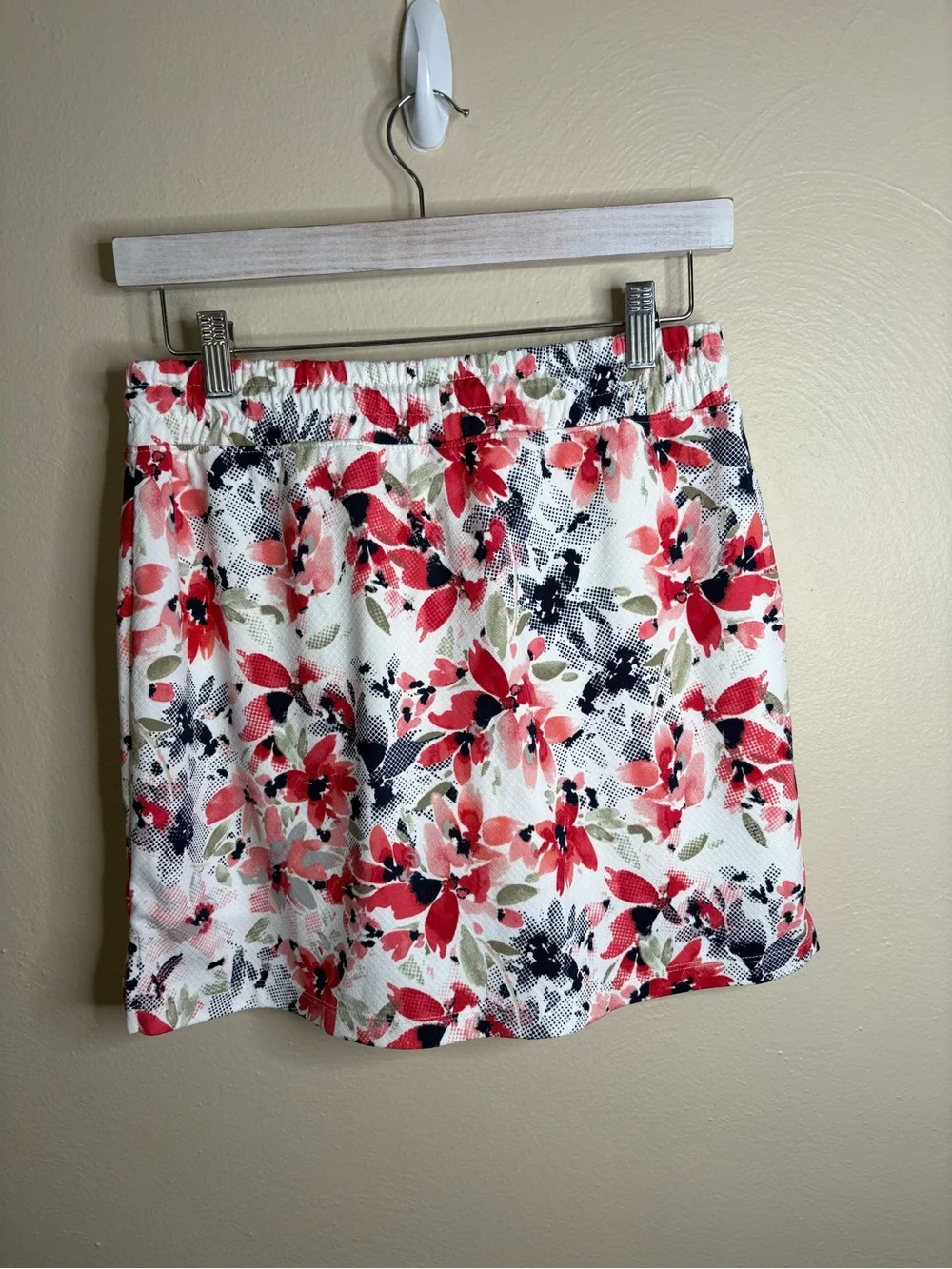 IZOD Golf Floral Skort Skirt Shorts Small‎ Pink White Athleisure Golfcore Sporty